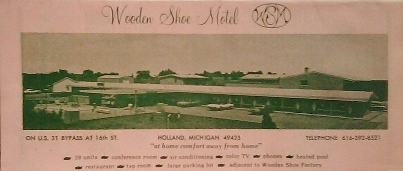 Wooden Shoe Motel - Vintage Postcard (newer photo)